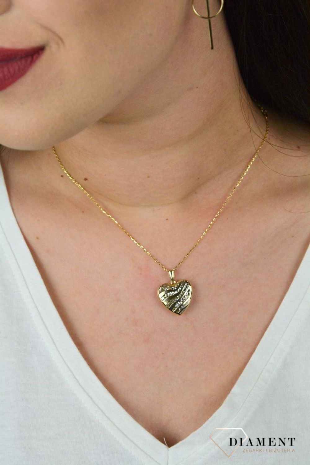 Złoty łańcuszek złoto 333 o splocie Ankier DIA-LAN-4531-333 1mm (1).jpg